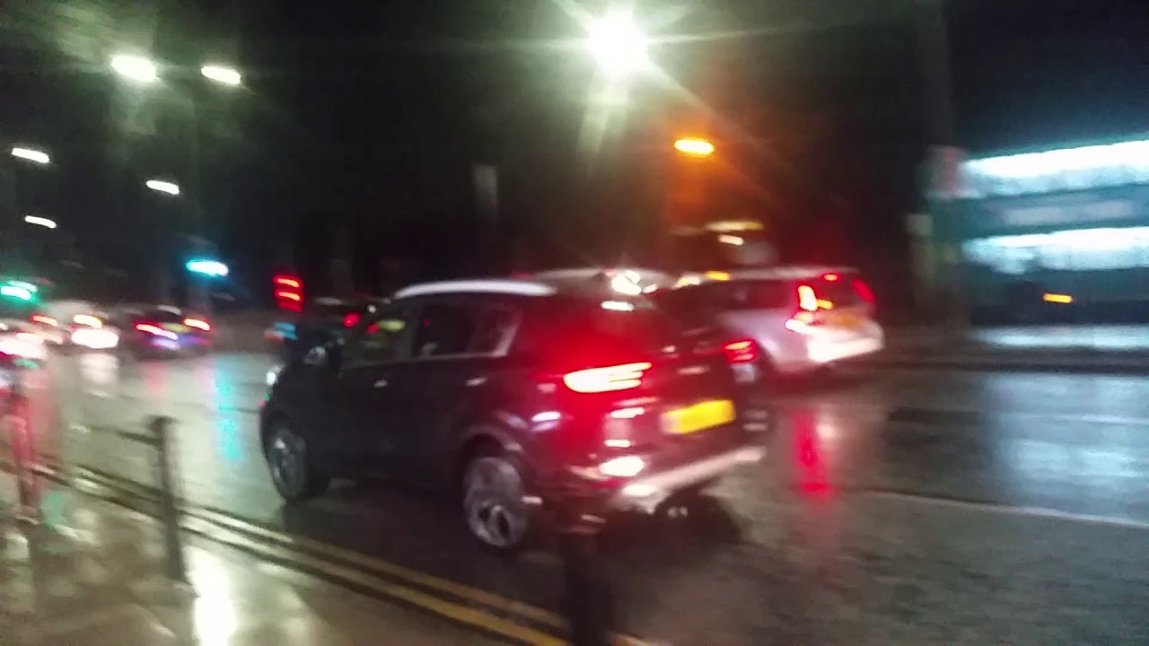 Tuebrook and raining and traffic