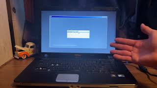 Installing Windows 7 Super Nano Lite!!!