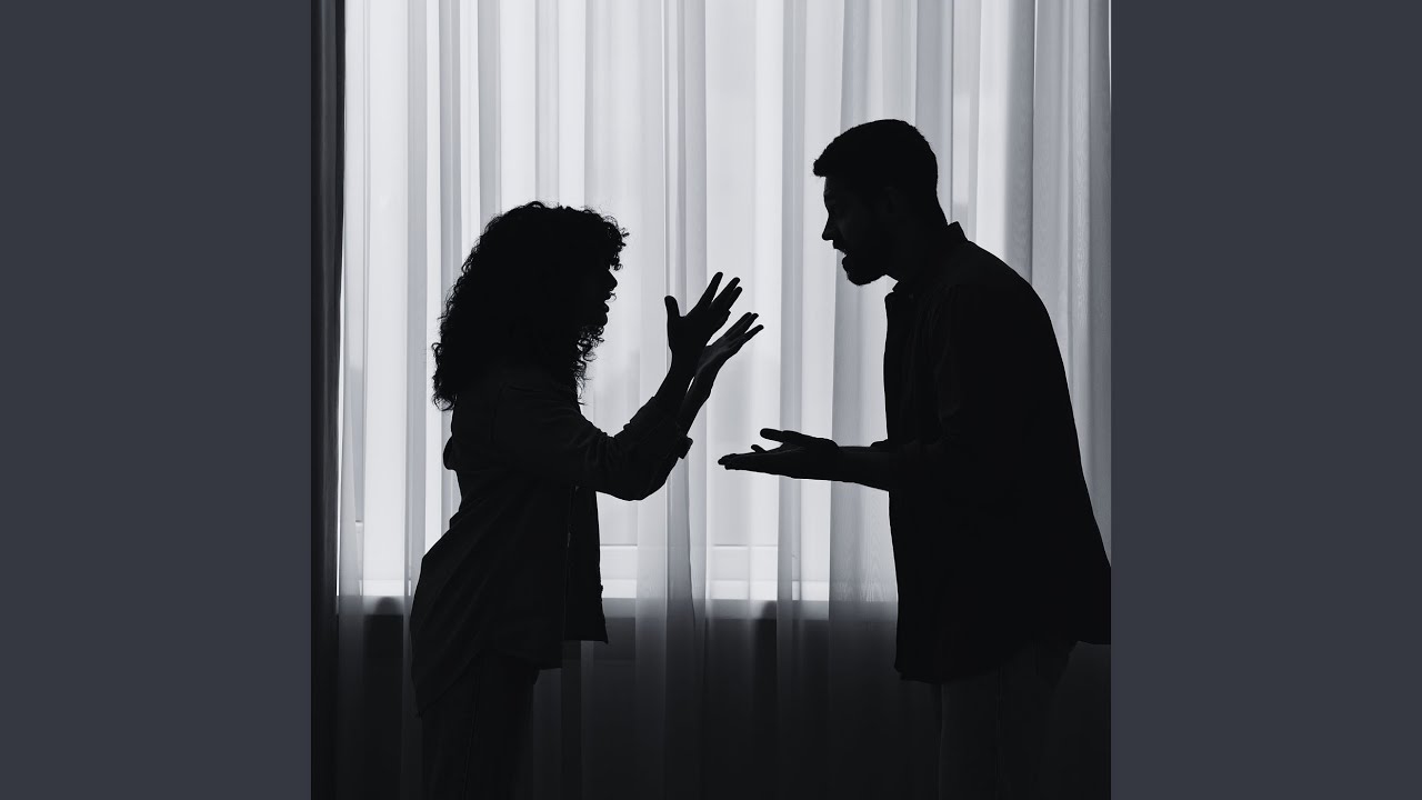Guarda We Hide Away su YouTube Guarda We Hide Away su YouTube