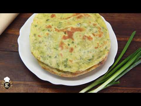 Когда нет мяса готовлю Слоеные лепешки с луком и петрушкой.