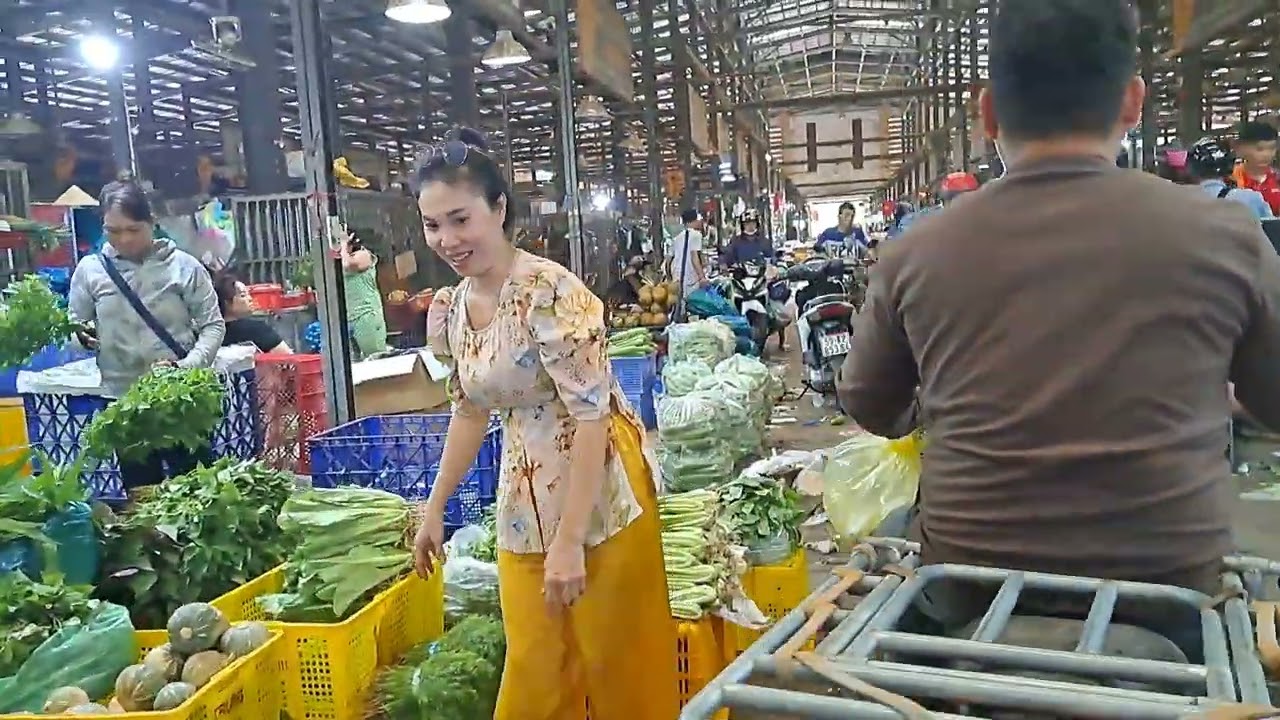 Chợ đầu mối bình điền khu gao củ  quả TP Hồ Chí Minh 