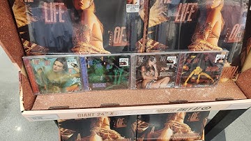 Taylor Swift The Life of a Showgirl CD van Target met poster