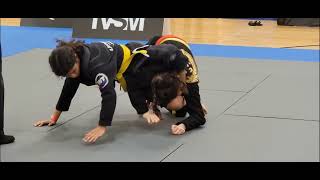 Girl's jiu jitsu yellow belt submission battle.  abu dahbi AJP international tour. Emma vs Livia