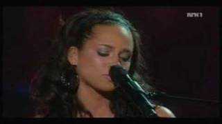 Alicia Keys - Fallin' Live