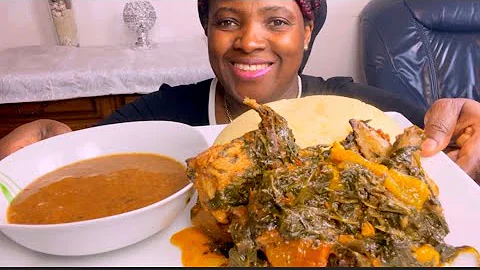 African food chicken +vegetable soup with Fufu mukbang bang/eating/eating show no talking