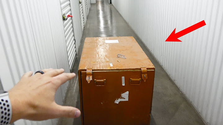 What's inside an Abandoned Storage Unit?