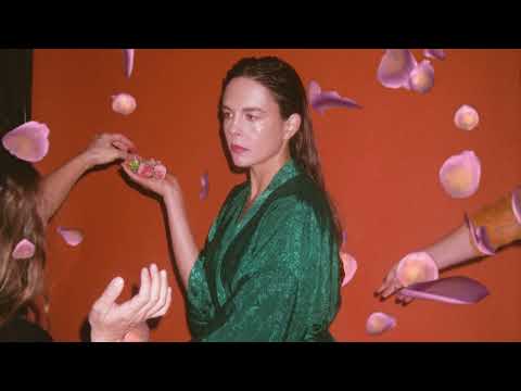 Madi Diaz - "Resentment (New Feelings Version)" feat. Waxahatchee