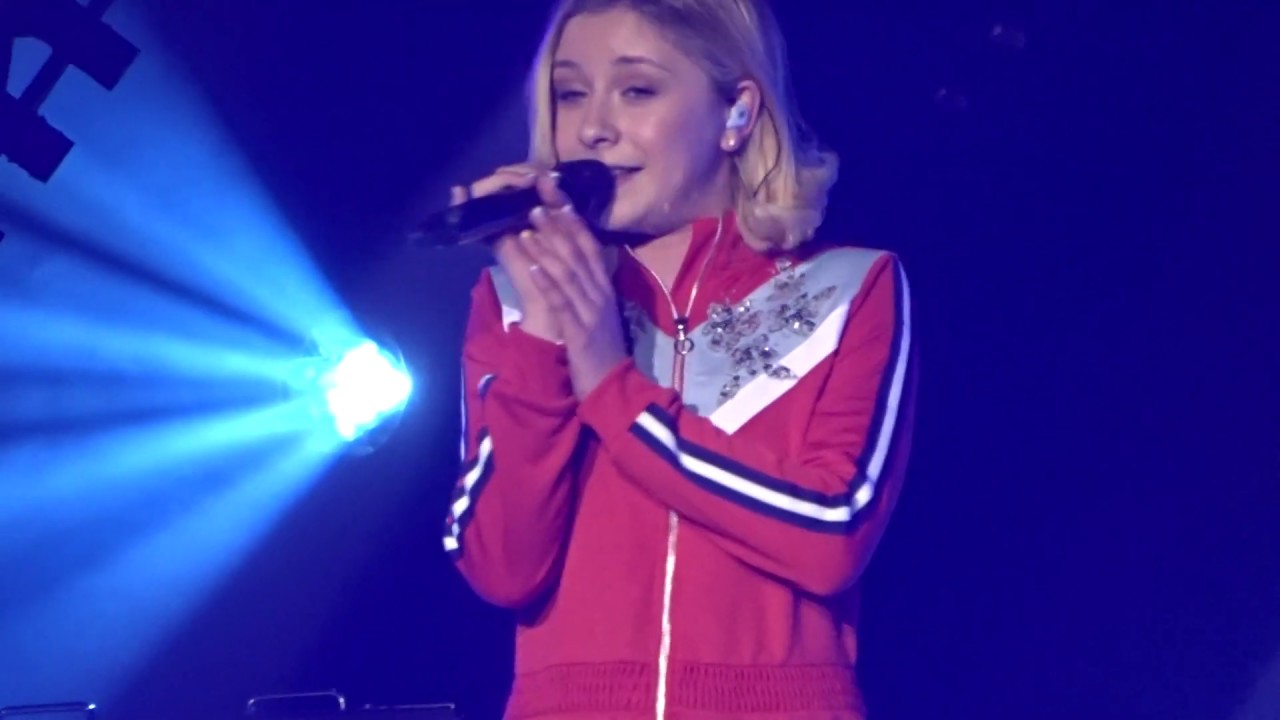 Kids United NG (Gloria) - Ta marinière (Zenith de Toulouse)