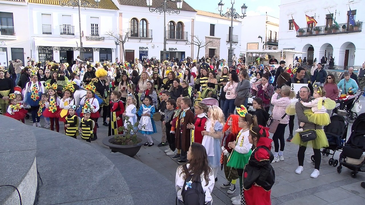 Cartaya Tv | ¡Explosión de color en Cartaya! El carnaval infantil conquista las calles