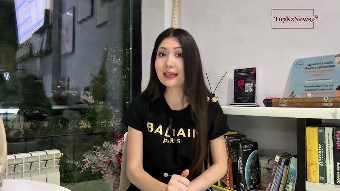 Алиса күшті бөксесі бар кастинг