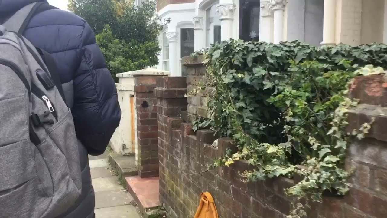 Walking from Kensal Green Station to Kensal Rise Station