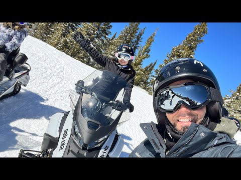 Snowmobiling Breckenridge, Colorado - GoodTimes Adventures Tour