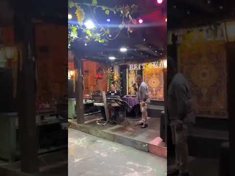 دبكة شو حلوه يالونا شاهين شاهين المطرب احمد بيضون حفلة مطعم بيت جدي