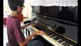 Video thumbnail of "Angin Malam Chrisye on piano (cover) by Abi"