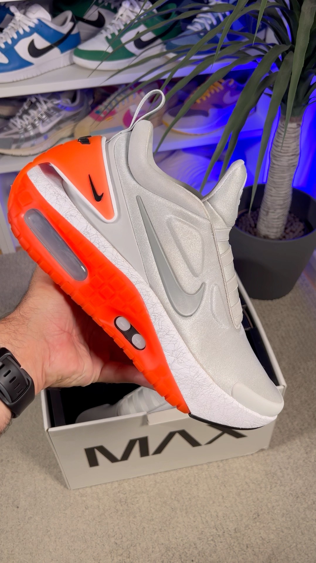 nike auto adapt infrared
