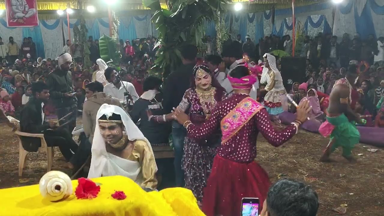 राधा खूब सजी बेमिसाल नजरियों में झूल रही,, सत्ता भजन,, कार्यक्रम