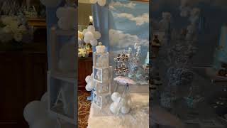How to style a dessert table. Bear baby shower.
