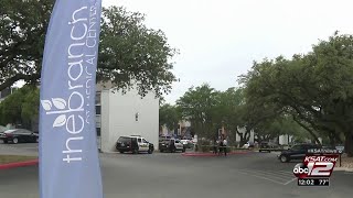 1 killed in shooting at NW Side apartment complex