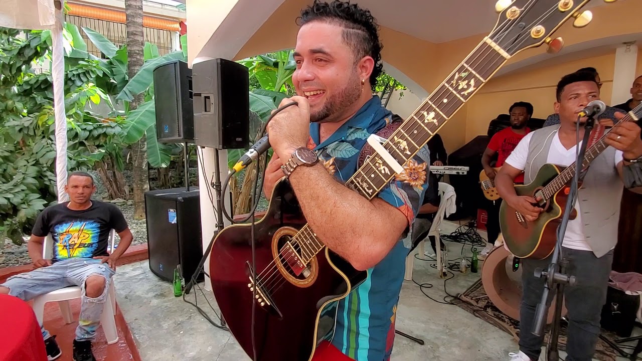 popurri( 2021 homenaje A Todos los bachateros canta)Jerick El Niño Lindo dale que dale En vivo