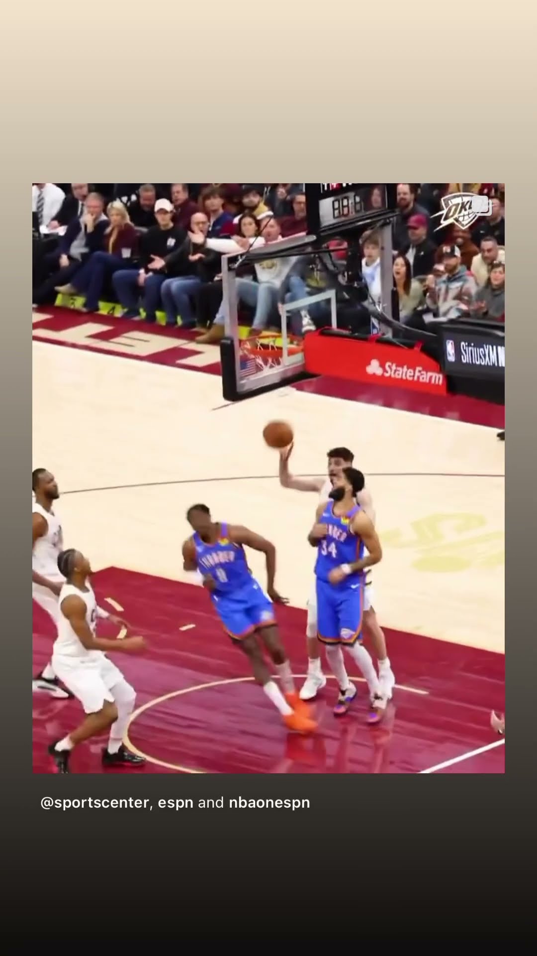 Perfect pivot #hoodnews #jalenwilliams #okcthunder #NBA #basketball #shortvideo #omg #how #wow #us