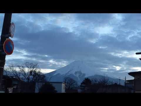 2021/12/24 富士吉田市夕方のチャイム・フジファブリック【茜色の夕日】@下吉田第一小学校脇