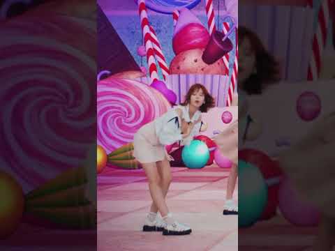 TWICE Candy Pop (Jeongyeon focus) 트와이스 (정연)