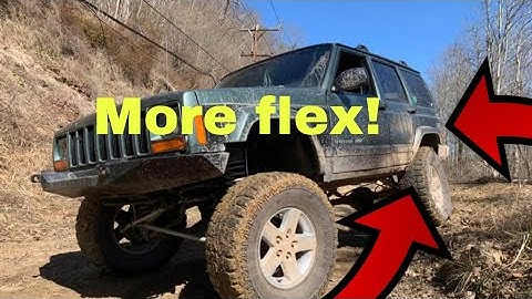 This is how to get the most flex out of an Jeep xj with leaf springs in the rear!