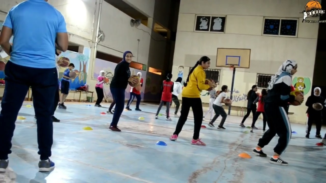 #التوقف بالكرة في عدة واحدة وكيفية الإرتكاز علي أحد القدمين _كرة السلة_اتعلم بسهولة 🏀👌#Heroes🏀🔝💪