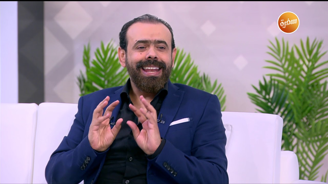 طبيب الأسنان نور الدين مصطفى وحوار حول علاج اللثة | هي وبس