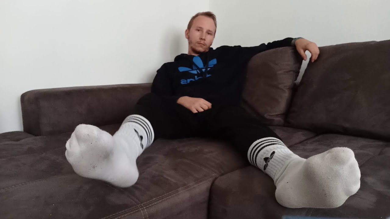 My smelly crewsocks! YouTube