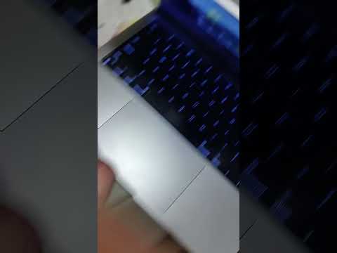 Wideo: Dlaczego mój MacBook wydaje dźwięk wentylatora?