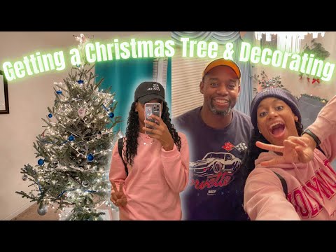 VLOG: Picking out a Christmas Tree + decorating! | A day in my life - vlogmas day 19
