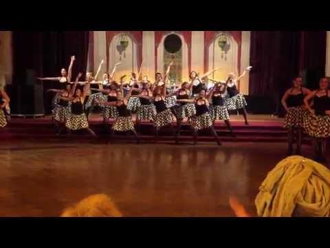 Decobelles at the
