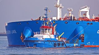 SUPERTANKER ARRIVES FULLY LOADED IN ROTTERDAM, NETHERLANDS - 4K SHIPSPOTTING APRIL 2023