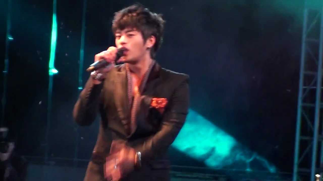 2012.05.18 서인국 - Bad