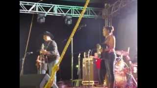 Tragos amargos - Valeria Torres con Los Tiranos del Norte