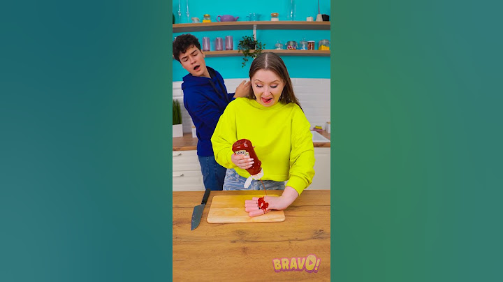 SAUSAGE PRANK 😅🌭| She cut off her fingers! Calm down, it's sausages #prank
