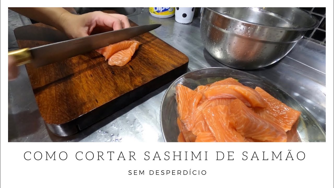 Como Cortar SASHIMI de Salmão - YouTube