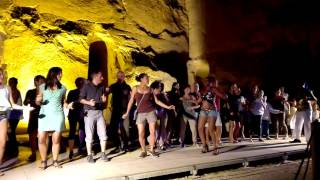 Petit cour de danse latino aux mines de Bruoux