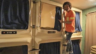 How is a very cheap CAPSULE HOTEL in Asia like? | JAPAN