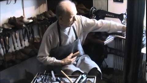 Shoemaker – Brushing