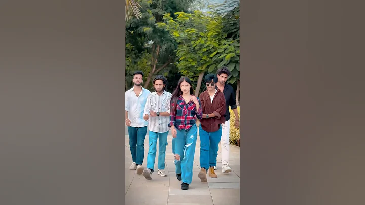 Girls Power 🔥😡 #youtubeshort #rajjufam #shorts #trending #attitude @chotanawab