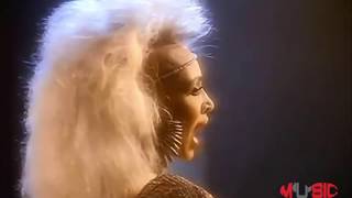 Tina Turner - We Don’t Need Another Hero Subtitulada 720p