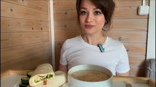 картинка: Mukbang | Мукбанг суп с семгой и ролл Филадельфия с красной рыбкой.