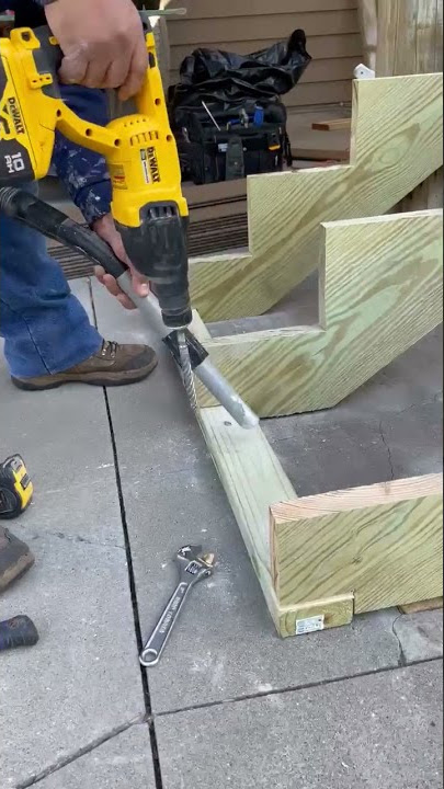 Download lagu Building new deck stairs