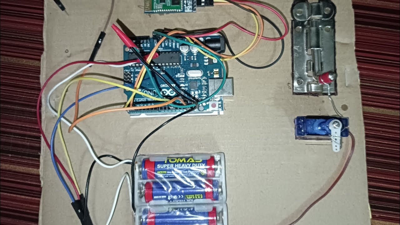 Smart door lock system using arduino via Bluetooth. - YouTube