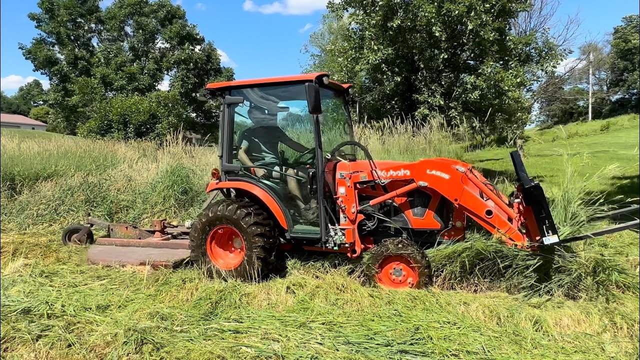 Kubota LX2610 Mowing 6FT Tall Grass with Rotary Cutter [4K] 57 YouTube
