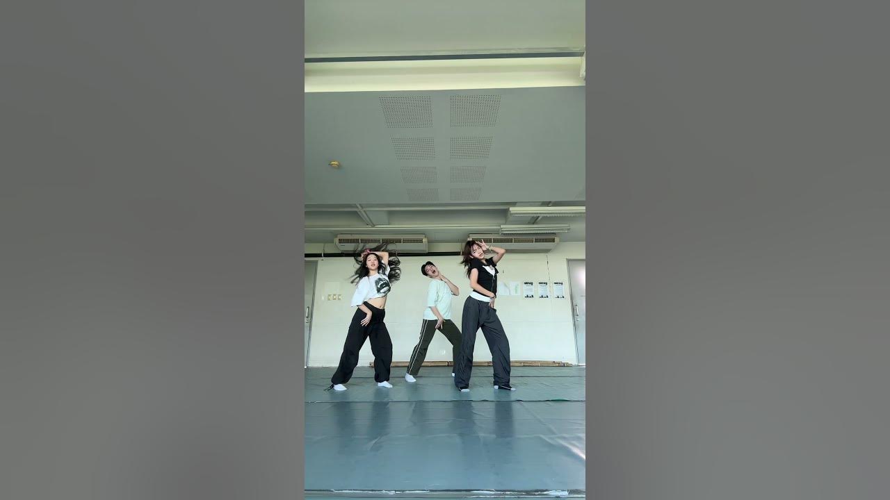 like JENNIE Remix (trio version) (dc: kimmiiz.official) | kvn barrera like JENNIE Remix (trio version) (dc: kimmiiz.official) | kvn barrera