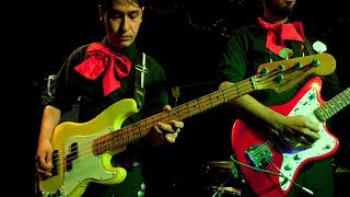 Twin Tones // Nómadas