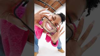 Last est pixel glitch transitions ⚡️